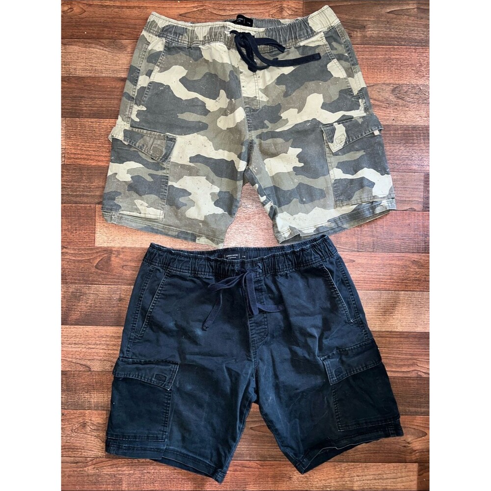 Cotton On Men's Cargo Shorts — Camo & Black